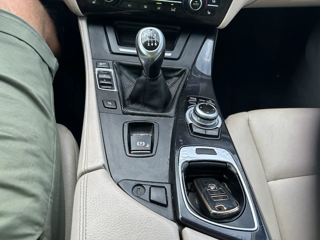Bmw 5 (f10) 520d start/stop 163, 2014 - afbeelding 4 van  27
