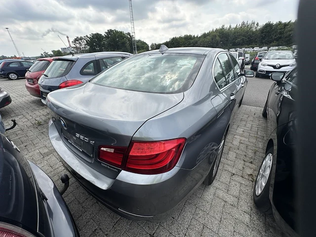 Bmw 5 (f10) 520d start/stop 163, 2014 - afbeelding 22 van  27