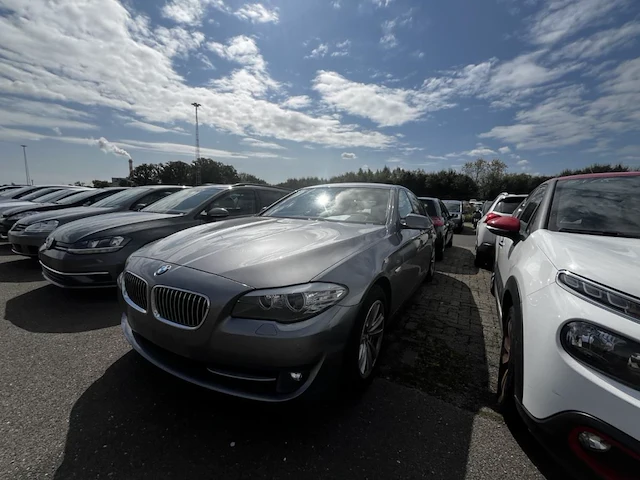Bmw 5 (f10) 520da 163 at, 2010 - afbeelding 1 van  29