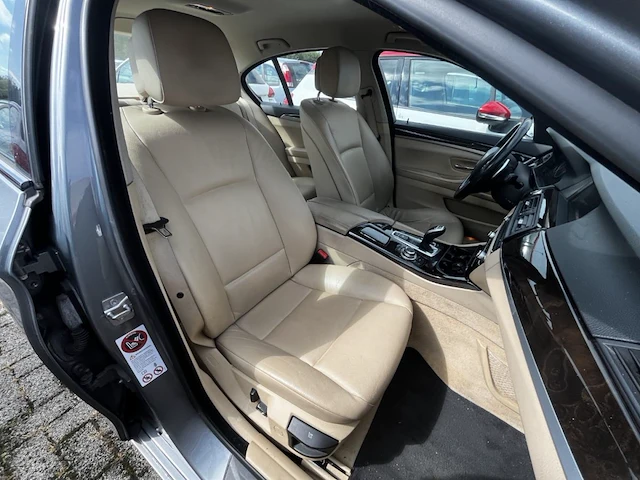 Bmw 5 (f10) 520da 163 at, 2010 - afbeelding 17 van  29