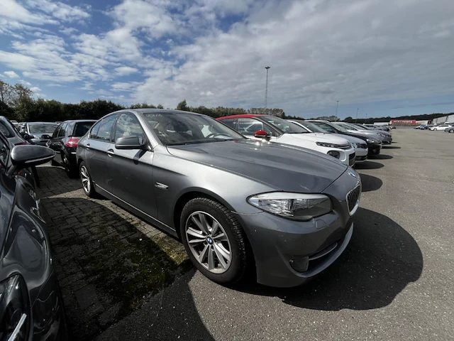Bmw 5 (f10) 520da 163 at, 2010 - afbeelding 23 van  29
