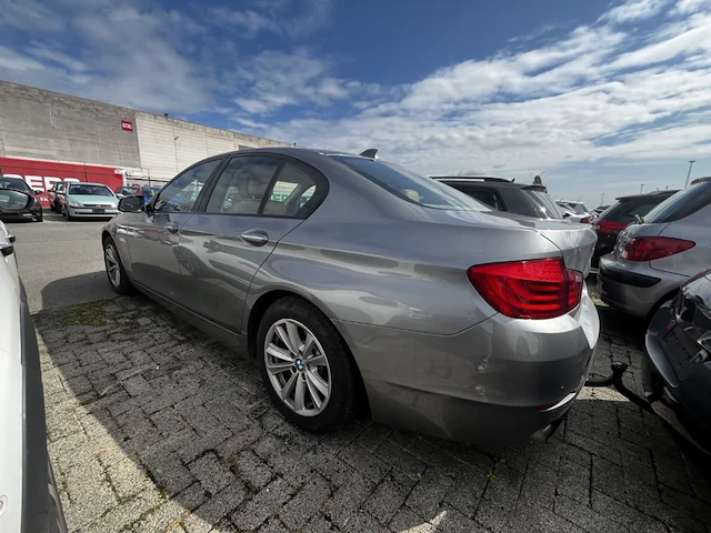 Bmw 5 (f10) 520da 163 at, 2010 - afbeelding 25 van  29