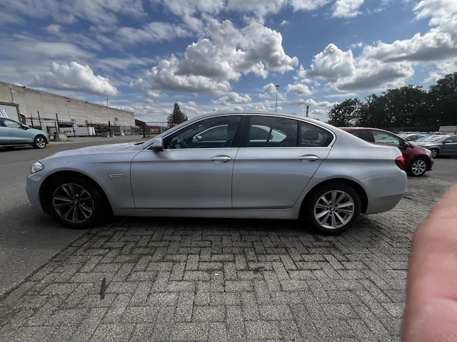 Bmw 5 (f10 lci) 518 d 136, 2014 - afbeelding 31 van  33