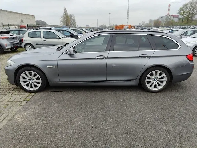 Bmw 5 sw (f11) 520da 184 at, 2010 - afbeelding 38 van  39