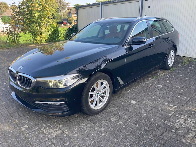 Bmw 518d - 2019 - afbeelding 1 van  10