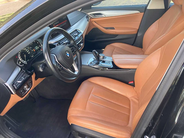 Bmw 518d - 2019 - afbeelding 8 van  10