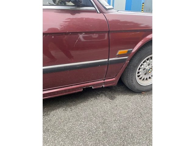 Bmw 518i/e28 - afbeelding 5 van  22