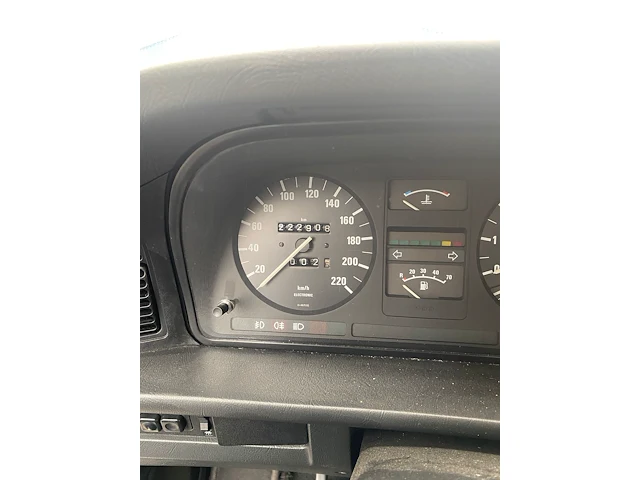 Bmw 518i/e28 - afbeelding 6 van  22