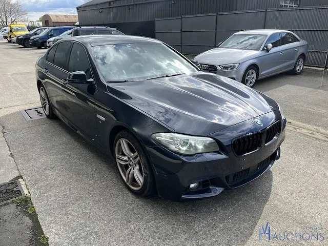Bmw 520d - 2016 - afbeelding 7 van  13