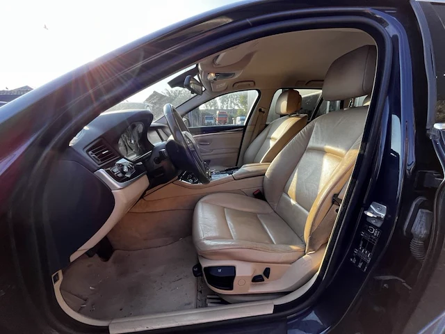 Bmw 520d, 2010 - afbeelding 15 van  41