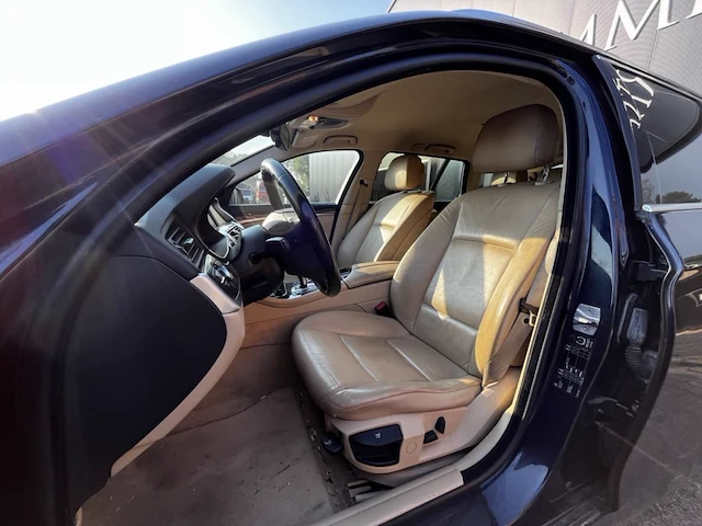 Bmw 520d, 2010 - afbeelding 16 van  41
