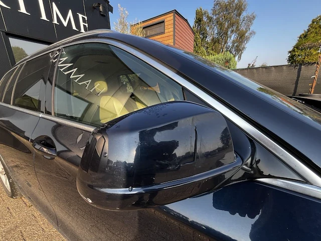 Bmw 520d, 2010 - afbeelding 28 van  41