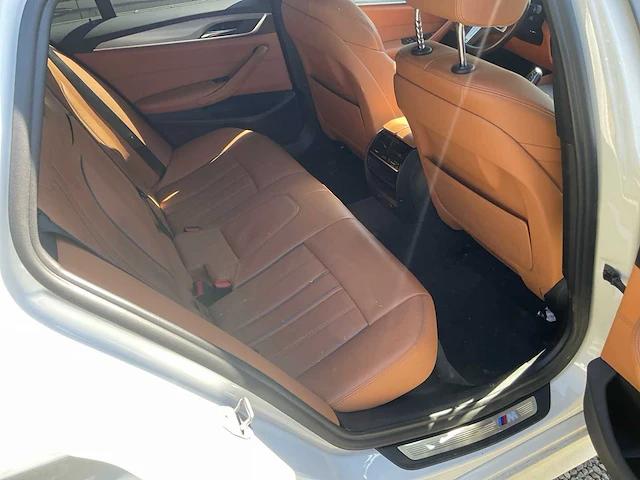Bmw 520d personenauto - afbeelding 7 van  10