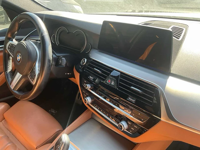 Bmw 520d personenauto - afbeelding 10 van  10