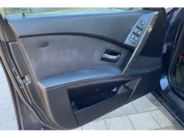 Bmw 520d sedan - afbeelding 4 van  49