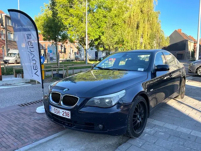 Bmw 520d sedan - afbeelding 1 van  49