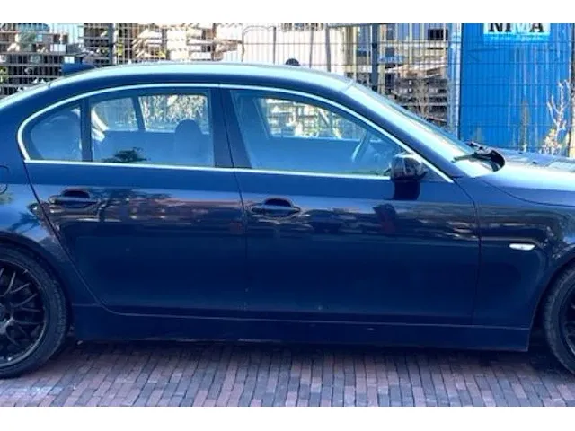 Bmw 520d sedan - afbeelding 34 van  49