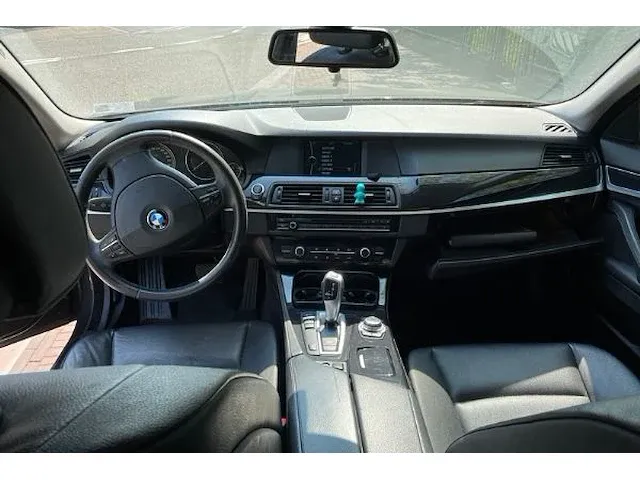 Bmw 520d stationwagen - afbeelding 25 van  29