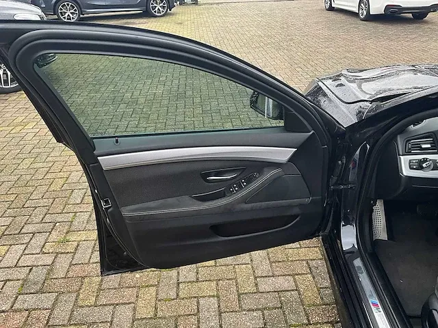 Bmw 520d x-drive - 2014 - afbeelding 2 van  26