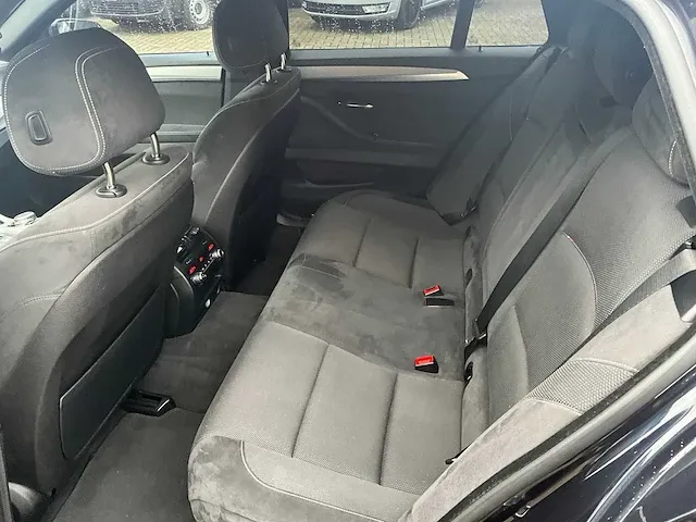 Bmw 520d x-drive - 2014 - afbeelding 4 van  26