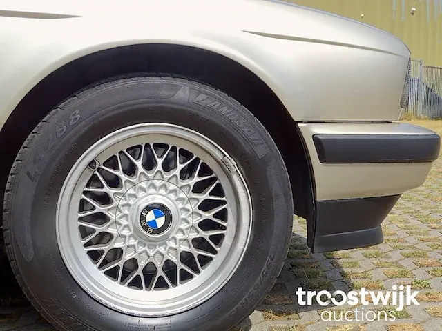 Bmw 520i automatic - afbeelding 11 van  58