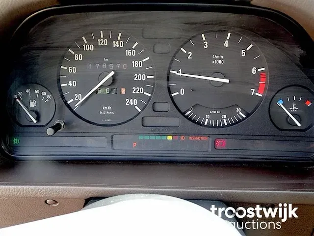 Bmw 520i automatic - afbeelding 39 van  58