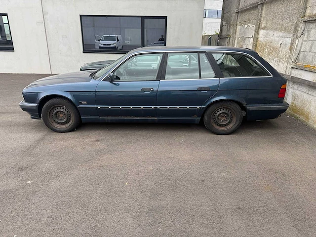 Bmw 520i - afbeelding 2 van  8