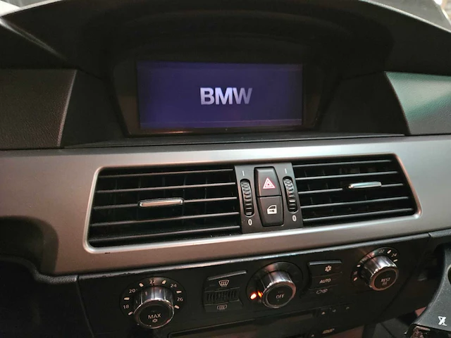 Bmw 523i touring automatic (project-basis) lpg - afbeelding 26 van  50
