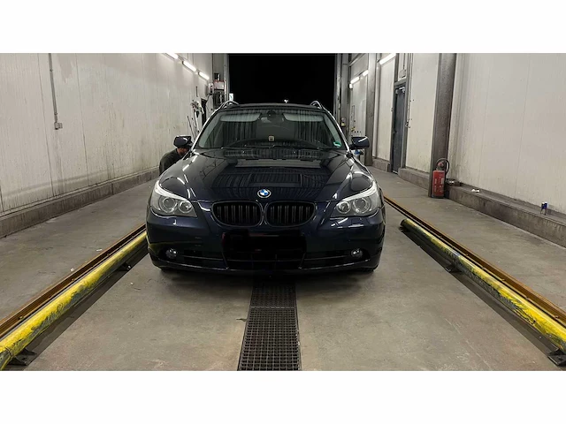 Bmw 525i, 2006 - afbeelding 18 van  21