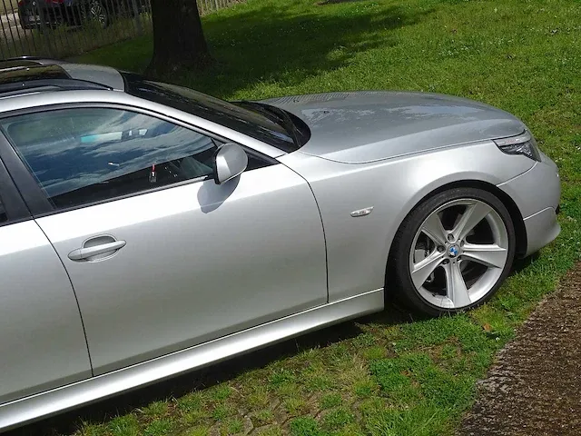 Bmw 535d touring (m-pack) - afbeelding 24 van  67