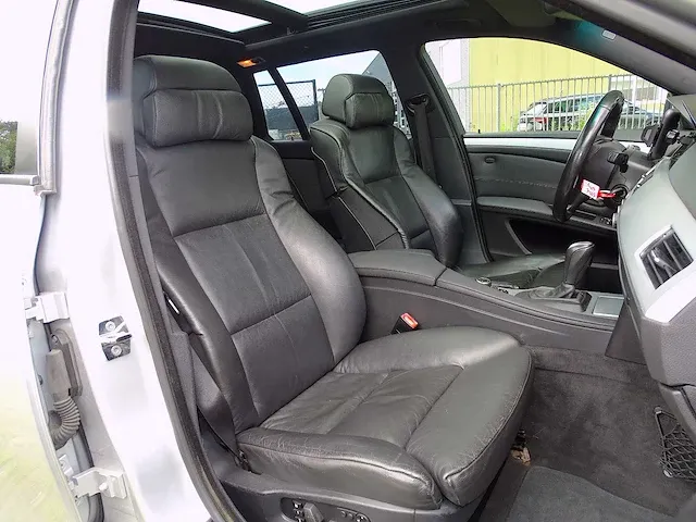 Bmw 535d touring (m-pack) - afbeelding 28 van  67
