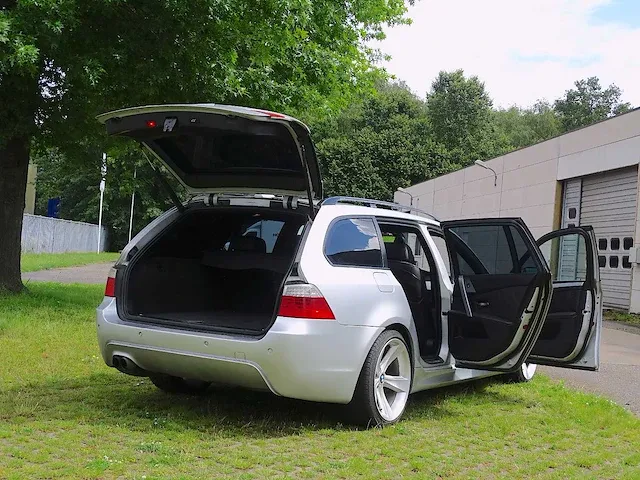 Bmw 535d touring (m-pack) - afbeelding 34 van  67