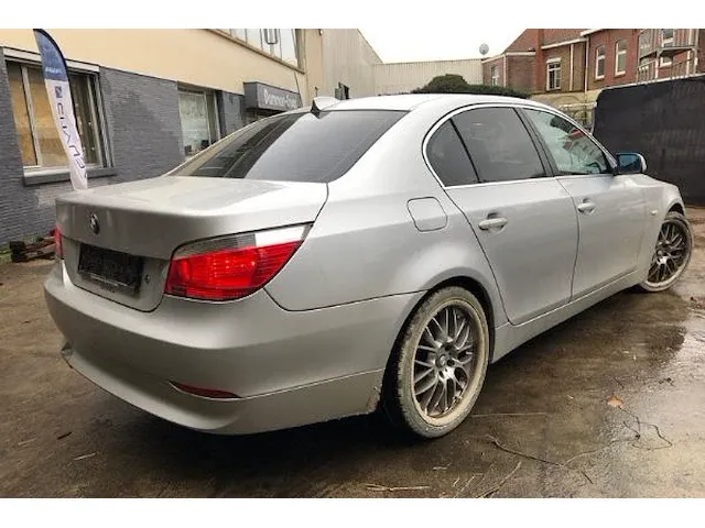 Bmw 560l sedan - afbeelding 13 van  35