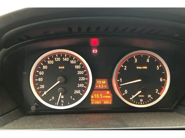 Bmw 560l sedan - afbeelding 17 van  35