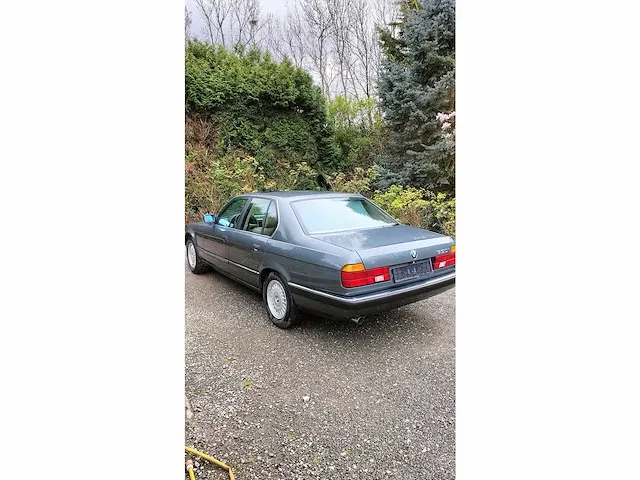 Bmw 730i e32 handgeschakelde oldtimer - afbeelding 6 van  35