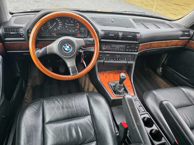 Bmw 735i oldtimer e32 - afbeelding 7 van  27