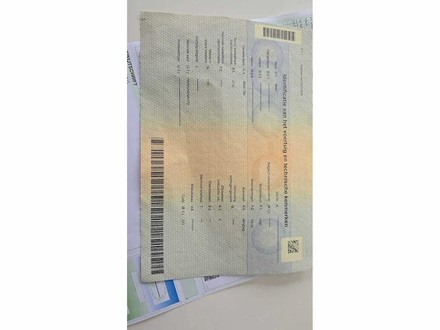 Bmw 735i oldtimer e32 - afbeelding 20 van  27