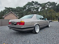 Bmw 735i oldtimer e32 - afbeelding 22 van  27