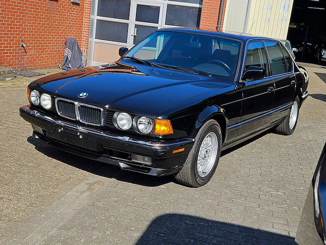 Bmw 750il benzine 1992 (marge) - afbeelding 1 van  1
