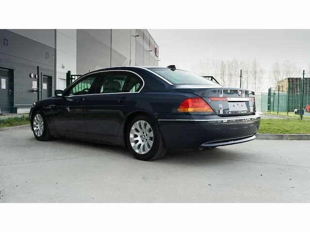 Bmw 760 li 'bulletproof' sedan 6,0l v12 - 2003 - afbeelding 15 van  71