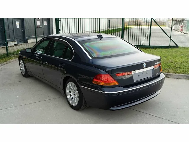 Bmw 760 li 'bulletproof' sedan 6,0l v12 - 2003 - afbeelding 18 van  71