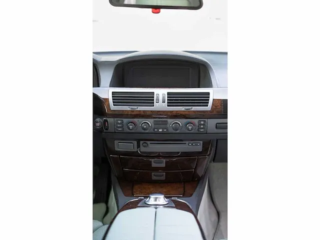 Bmw 760 li 'bulletproof' sedan 6,0l v12 - 2003 - afbeelding 36 van  71