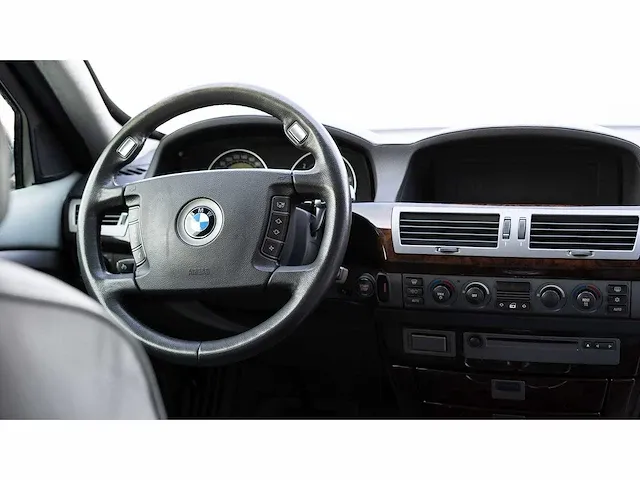 Bmw 760 li 'bulletproof' sedan 6,0l v12 - 2003 - afbeelding 49 van  71