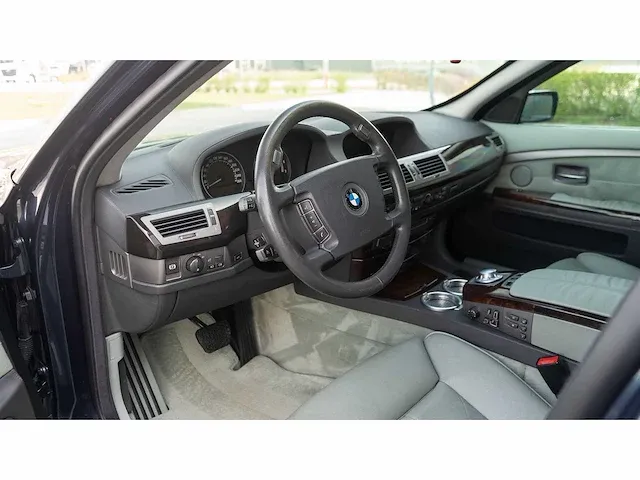 Bmw 760 li 'bulletproof' sedan 6,0l v12 - 2003 - afbeelding 61 van  71