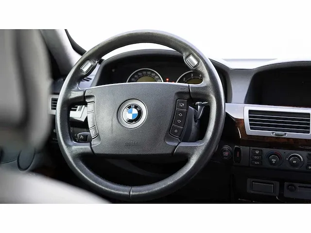 Bmw 760 li 'bulletproof' sedan 6,0l v12 - 2003 - afbeelding 68 van  71