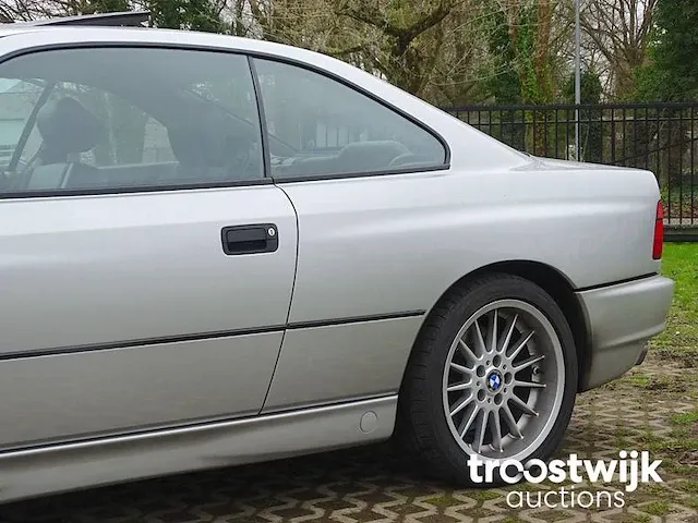 Bmw 850i(a) with csi-panels - afbeelding 3 van  50