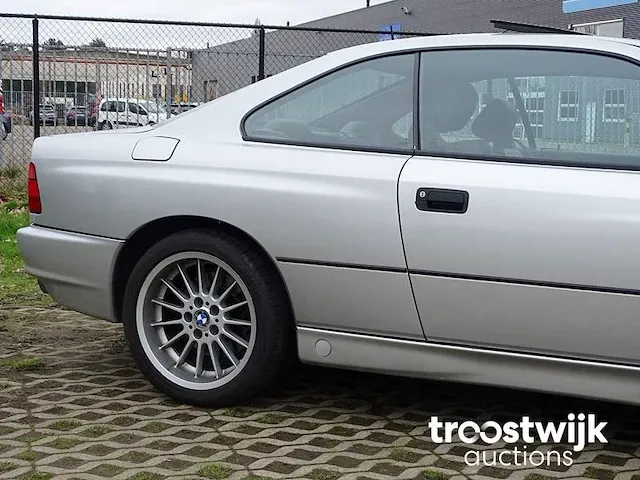Bmw 850i(a) with csi-panels - afbeelding 8 van  50