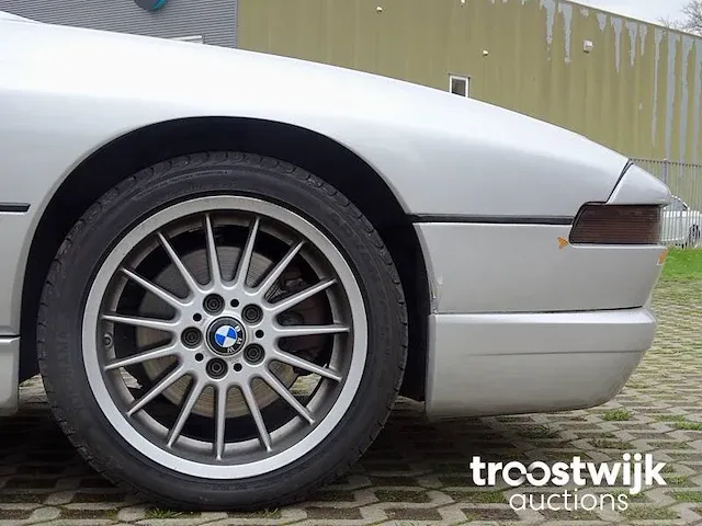 Bmw 850i(a) with csi-panels - afbeelding 10 van  50