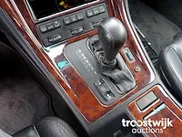 Bmw 850i(a) with csi-panels - afbeelding 28 van  50