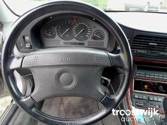 Bmw 850i(a) with csi-panels - afbeelding 36 van  50